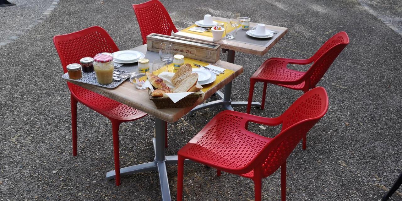 Bed and Breakfast Le Mimosa Saint-Saturnin-de-Lucian Экстерьер фото