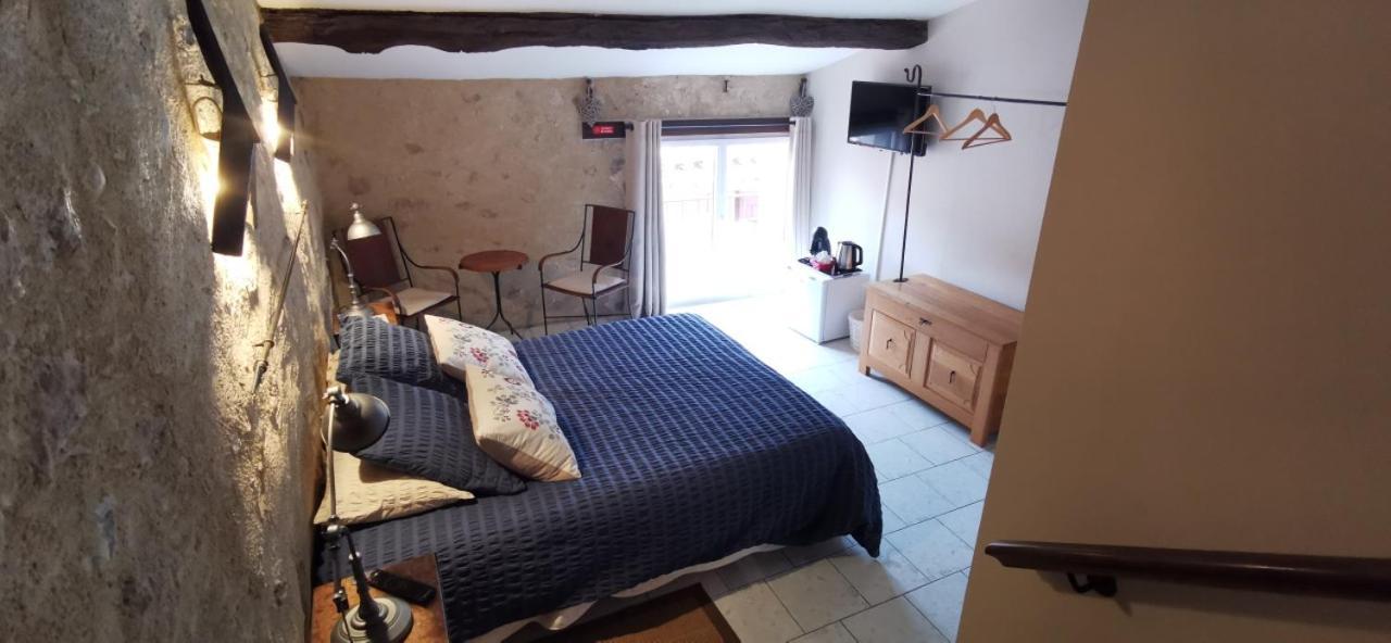 Bed and Breakfast Le Mimosa Saint-Saturnin-de-Lucian Экстерьер фото