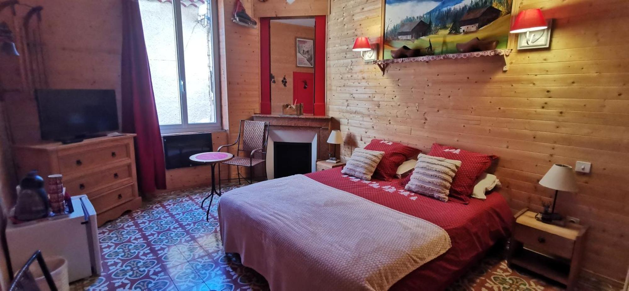Bed and Breakfast Le Mimosa Saint-Saturnin-de-Lucian Экстерьер фото